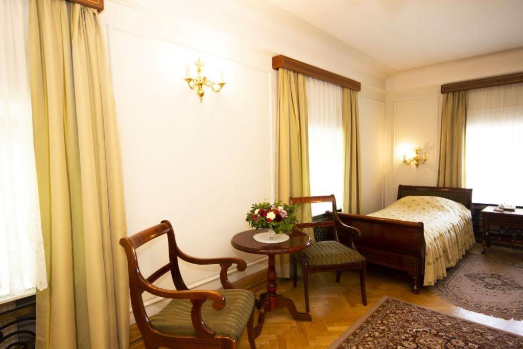 Hotel Butikowy Palac Jablonna Dış mekan fotoğraf